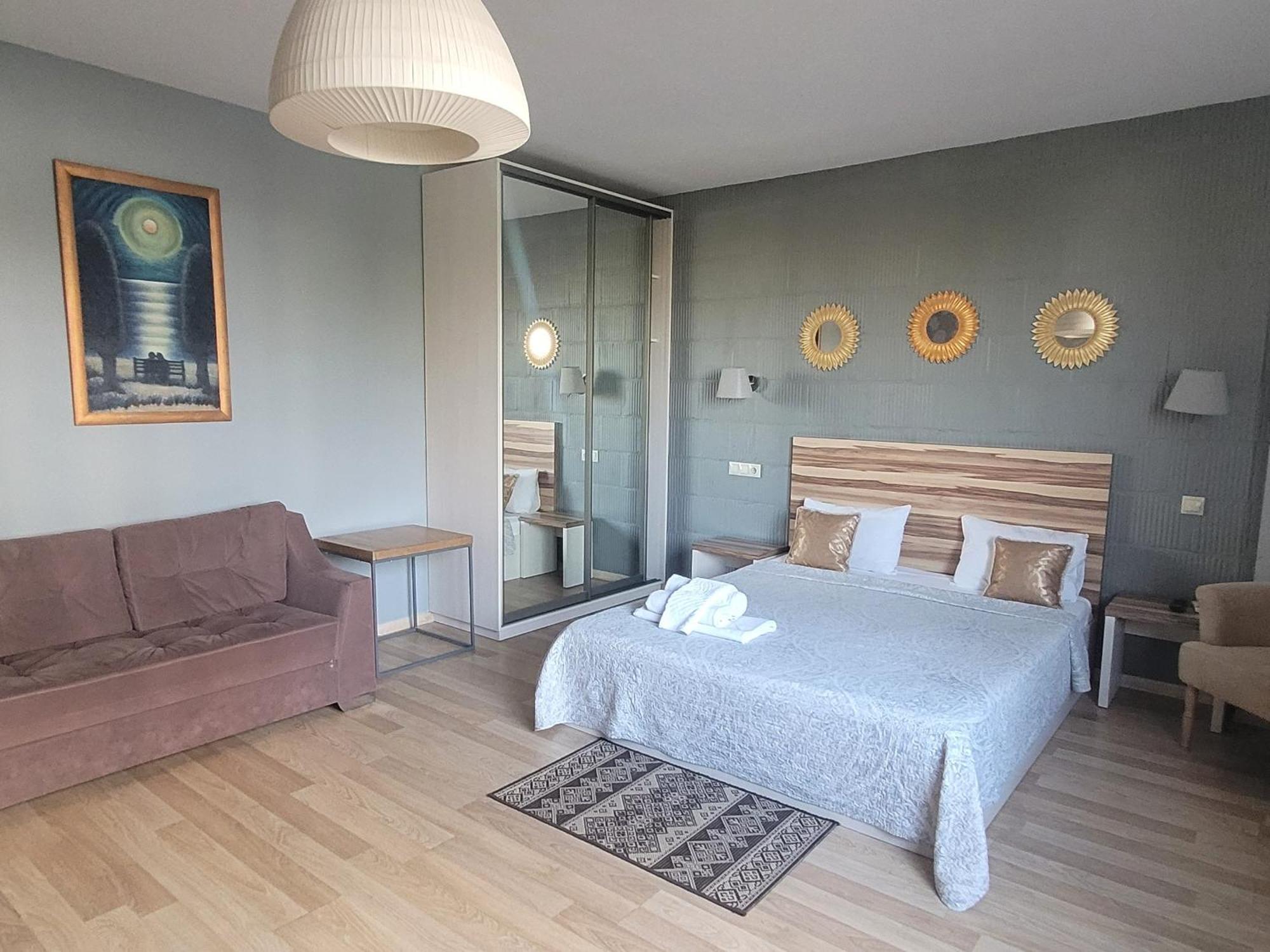 Mini Hotel On Demiivska Киев Екстериор снимка