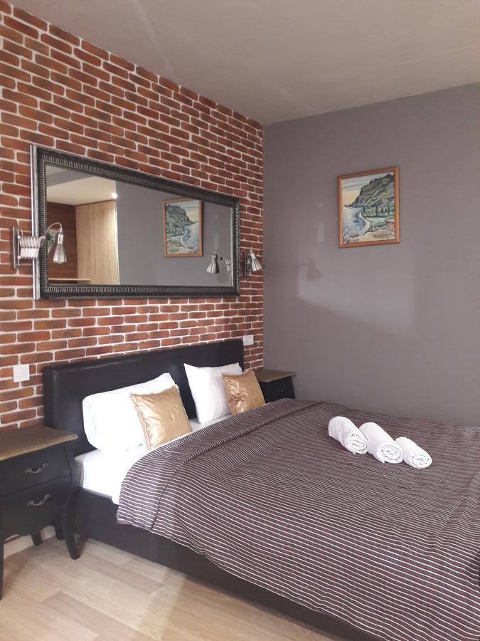 Mini Hotel On Demiivska Киев Екстериор снимка