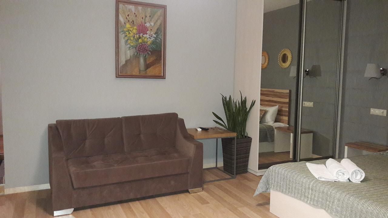 Mini Hotel On Demiivska Киев Екстериор снимка